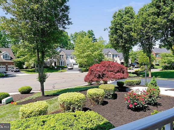 5th image of 8117 Willingboro Ct