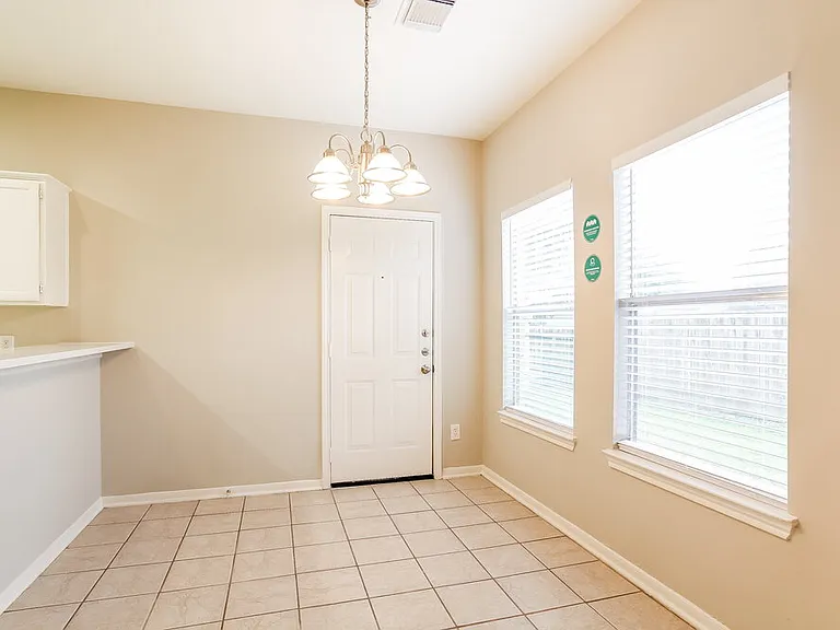 6615 Bluebottle Ln — Photo 6