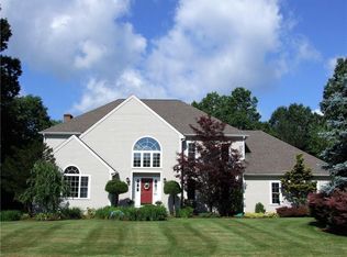 607 Tamarack Rd, Cheshire, CT 06410