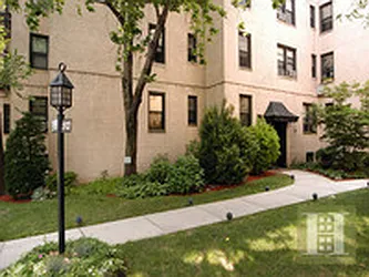510 Kappock Street in Spuyten Duyvil