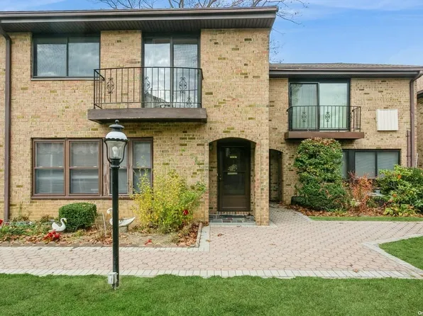 11 Jackson Avenue #79, Scarsdale, NY 10583