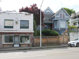 941 SE Stephens St, Roseburg, OR 97470