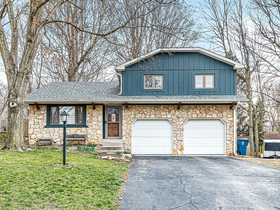 1st image of 632 Holly Ct
