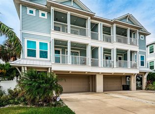 16304 1st St E, Redington Beach, FL 33708