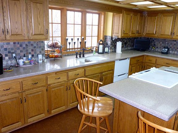 5986 scenic kitchen_01212015