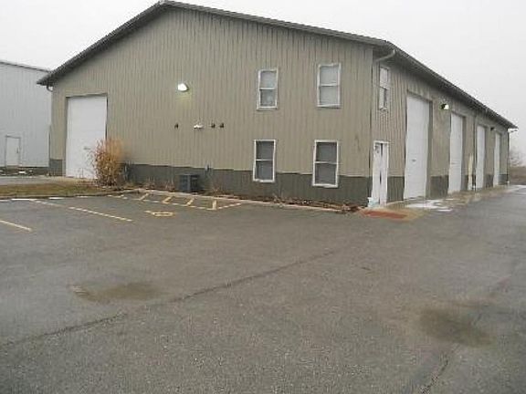 2nd image of 375 N Grove St