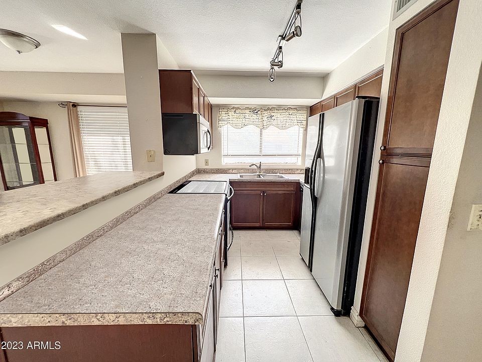 1st image of 19820 N 13TH Avenue #264