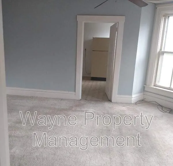 744 1st St #4 — Photo 5