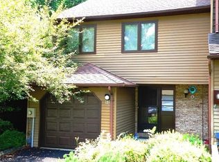 92 Patriots Rd, Morris Plains, NJ 07950