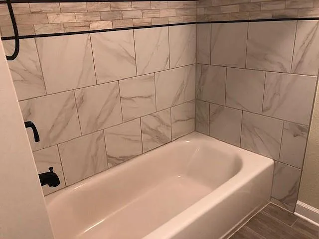 500 Avenue D — Photo 14
