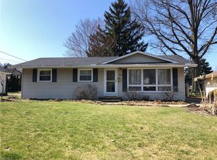 3990 Spencer Rd, Rocky River, OH 44116