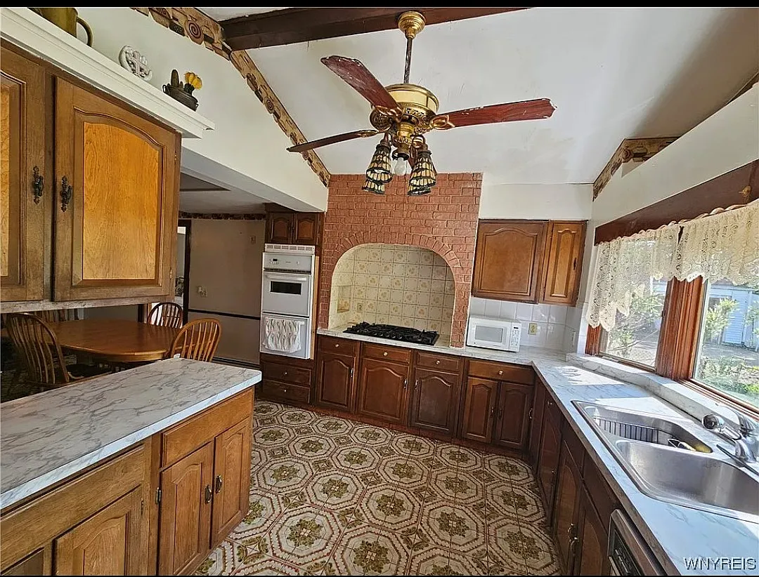 88 Frankhauser Rd — Photo 2