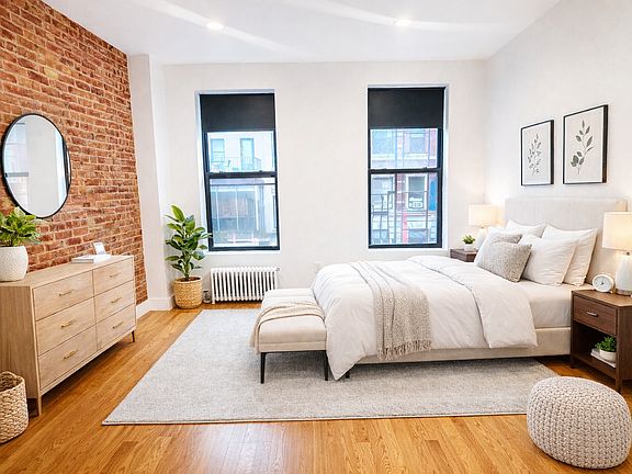 4th image of 229 E 53rd St APT 2E