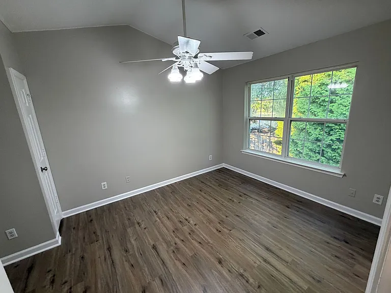 1047 Oak Blossom Way — Photo 19