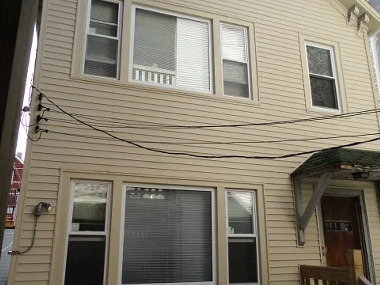 2730 N Wayne Ave — Photo 13