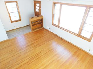 319 16th Ave N, Hopkins, MN 55343