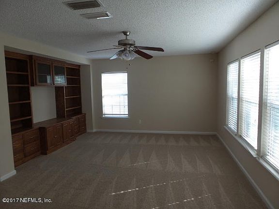 4th image of 817 Pissaro Ave