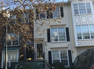 33 Boston Ct, Newark, NJ 07103