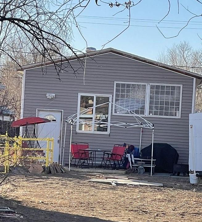 2nd image of 7151 Utica St