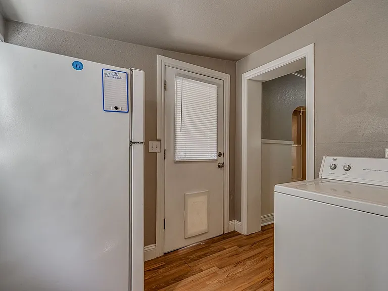 917 Fay Ave — Photo 11