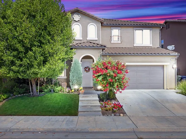 1634 E Autumn Sage Ave, Fresno, CA 93730