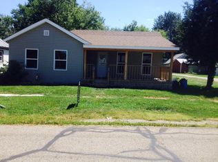 109 E 2nd St, Cardington, OH 43315