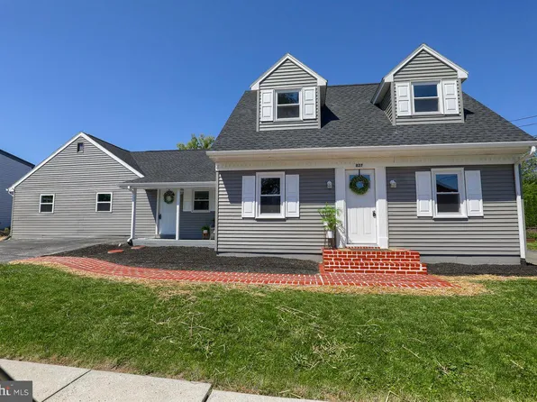 827 Church St, Mount Joy, PA 17552