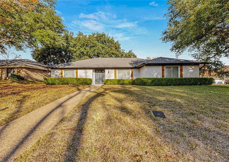 1st image of 7101 Churchill Cir