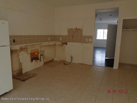 5th image of 124 Hendricks Ave #B