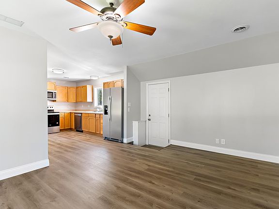 5th image of 4806 Oakbrier Dr