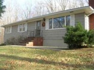 112 Mohican Rd, Blairstown, NJ 07825