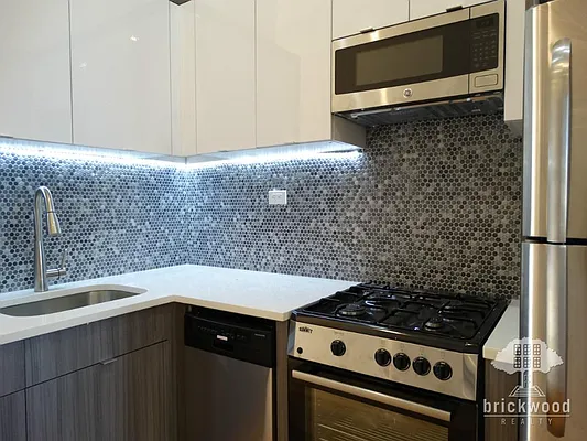 Rented by East Williamsburg Realty Inc | media 2