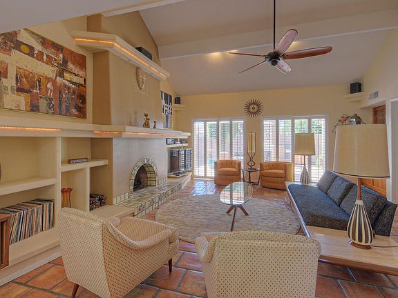 4th image of 4101 E Larkspur Dr