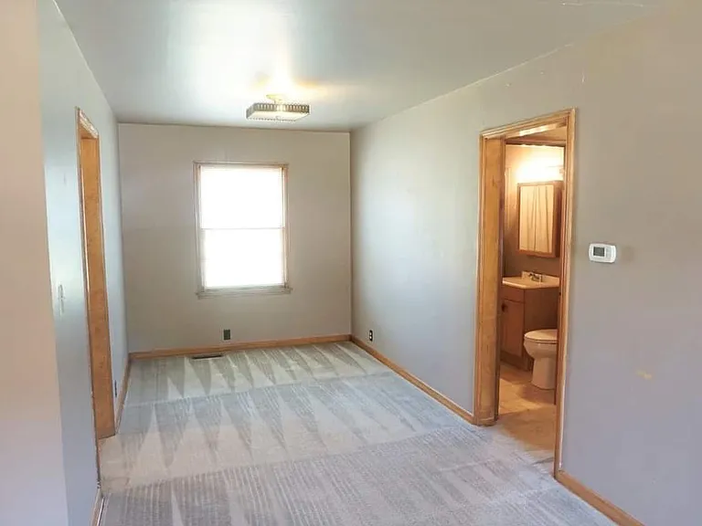 1104 N 10th St — Photo 5