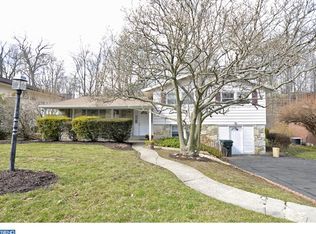 1042 Old Ford Rd, Huntingdon Valley, PA 19006