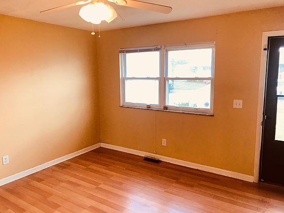 2nd image of 467 Diven Ln