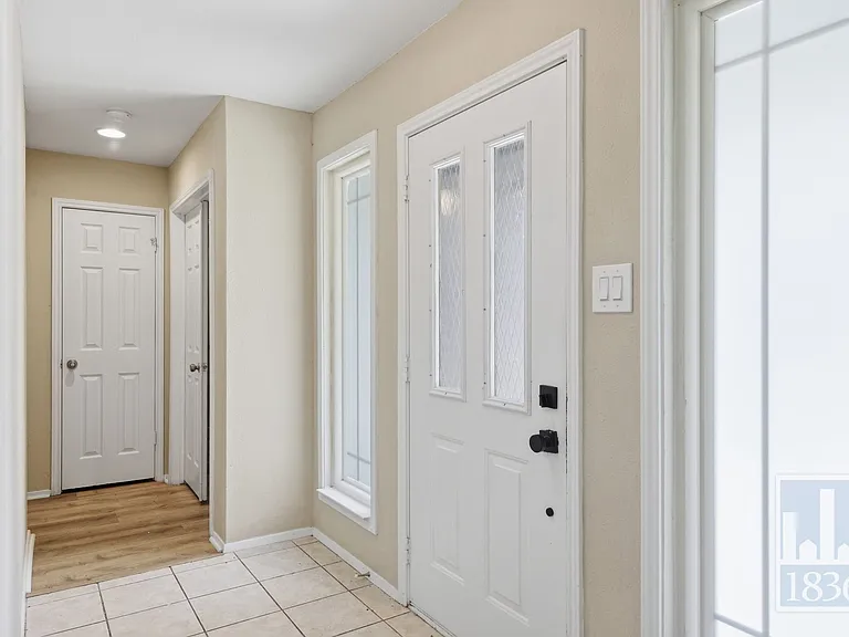 2616 Chowan Cv — Photo 2