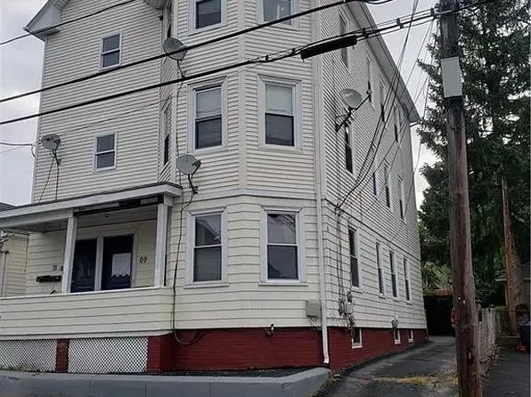 69 Erastus St, Providence, RI 02908