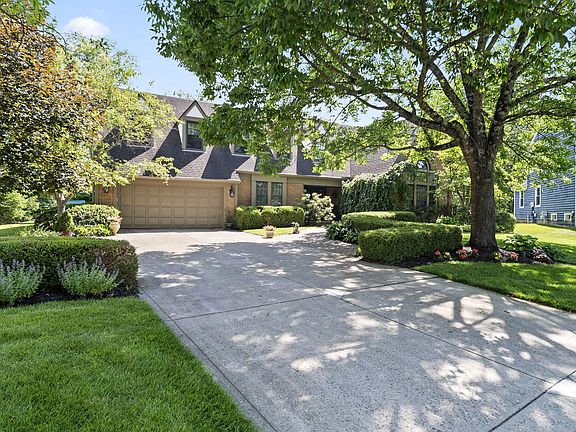 3rd image of 5049 Glenaire Dr