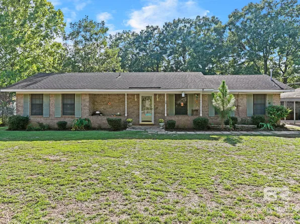 38 Hollyhock Rd, Monroeville, AL 36460