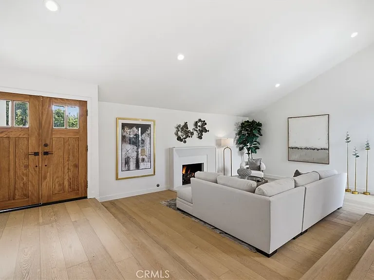 5347 Cangas Dr — Photo 5