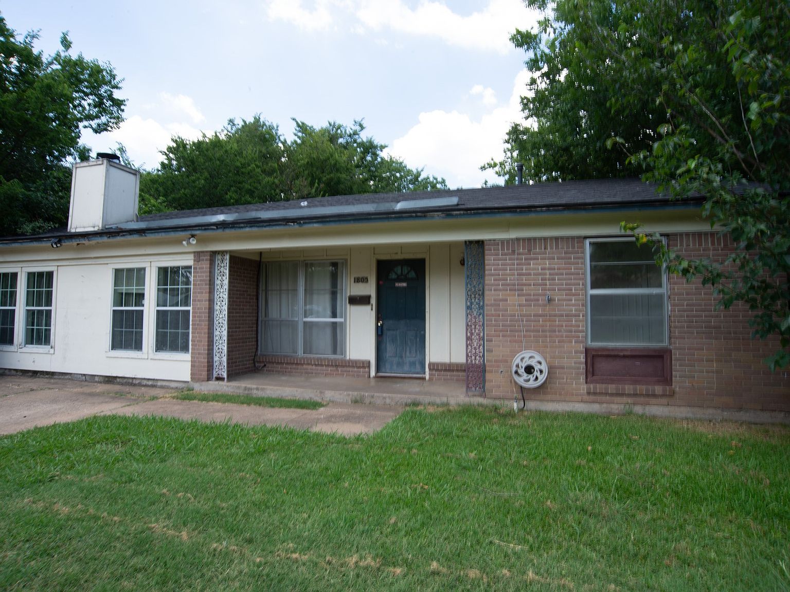 1805 W Belden St, Sherman, TX 75092 MLS 20642991 Zillow