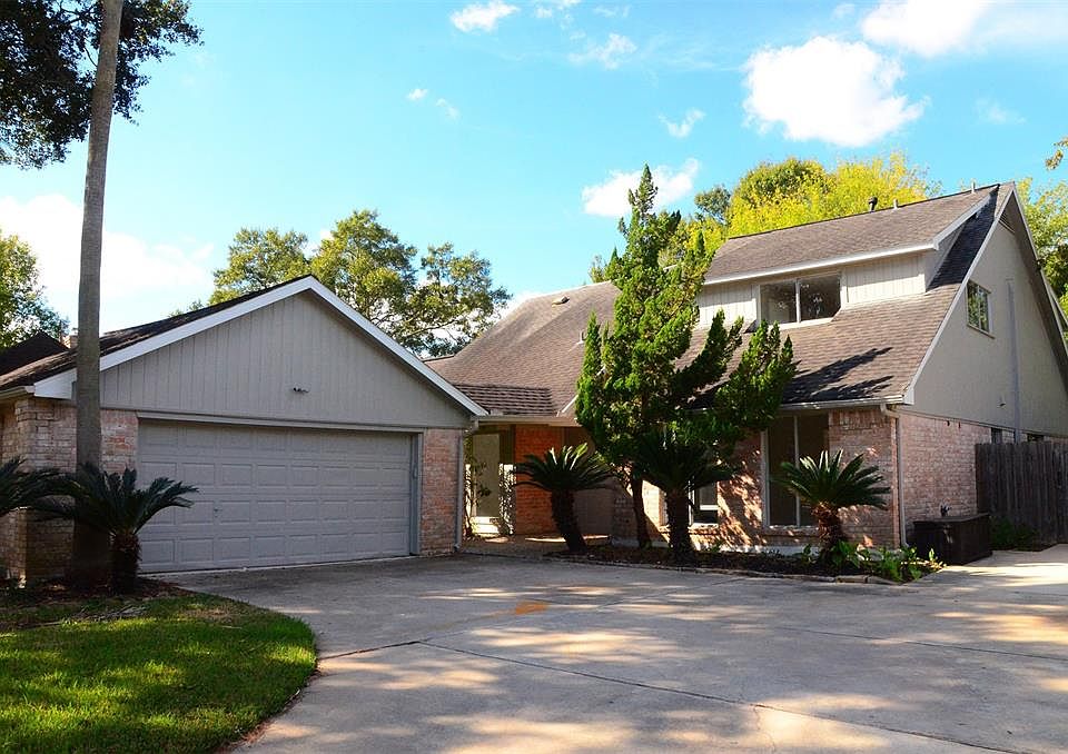 1st image of 1426 Heathwood Dr