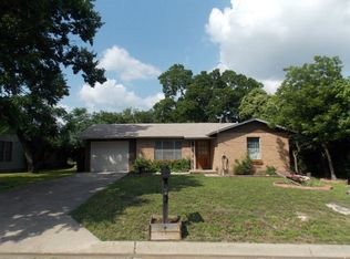 604 Milton St, Kerrville, TX 78028