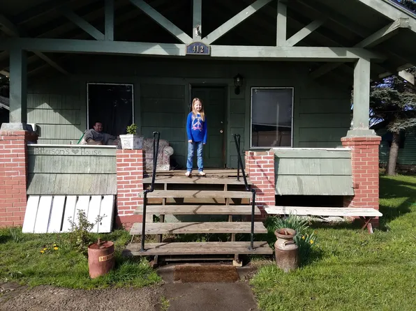 412 NW Main St, Willamina, OR 97396