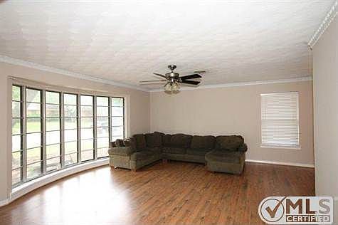 4th image of 1230 Tanager Ln
