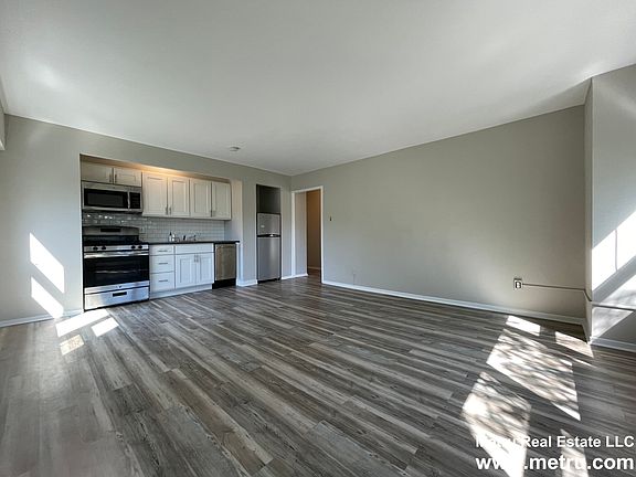 4th image of 5550 S Dorchester Ave APT 604