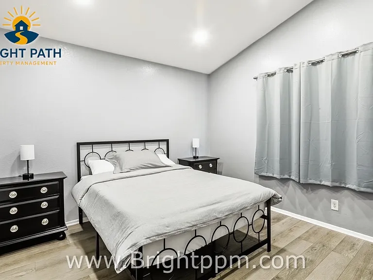 25280 Bay Ave — Photo 17