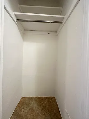 Rented by Green Home NY Realty LLC | media 14