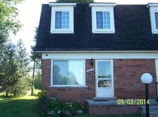 51214 Cathryn Ct, Chesterfield, MI 48047